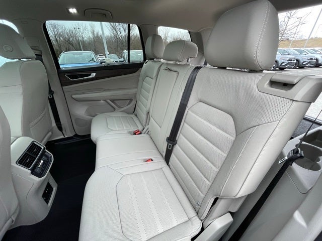 2025 Volkswagen Atlas 2.0T SEL