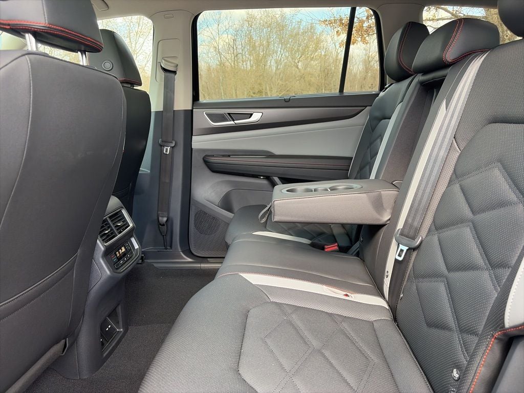 2026 Volkswagen Atlas 2.0T Peak Edition