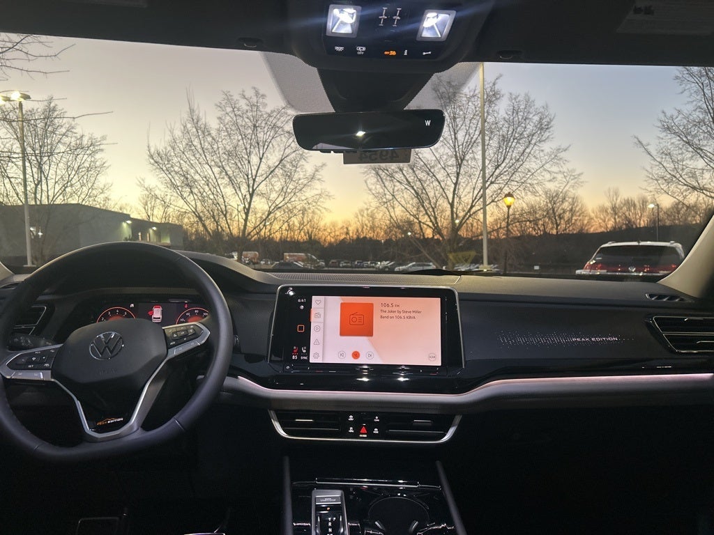 2026 Volkswagen Atlas 2.0T Peak Edition