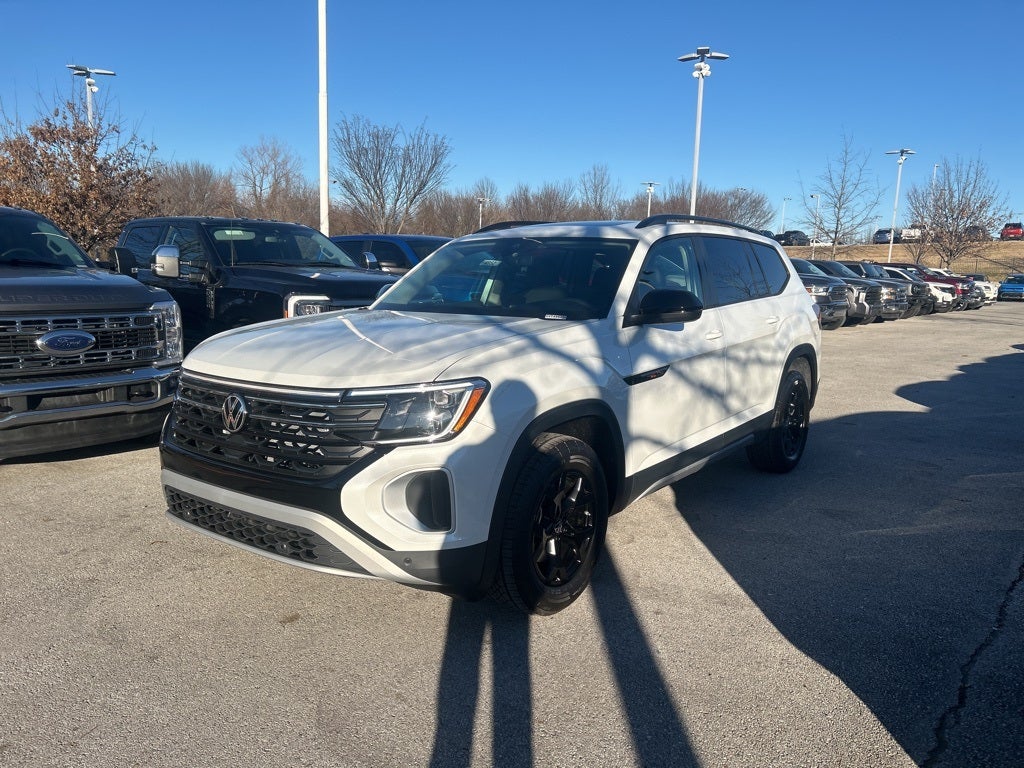 2026 Volkswagen Atlas 2.0T Peak Edition