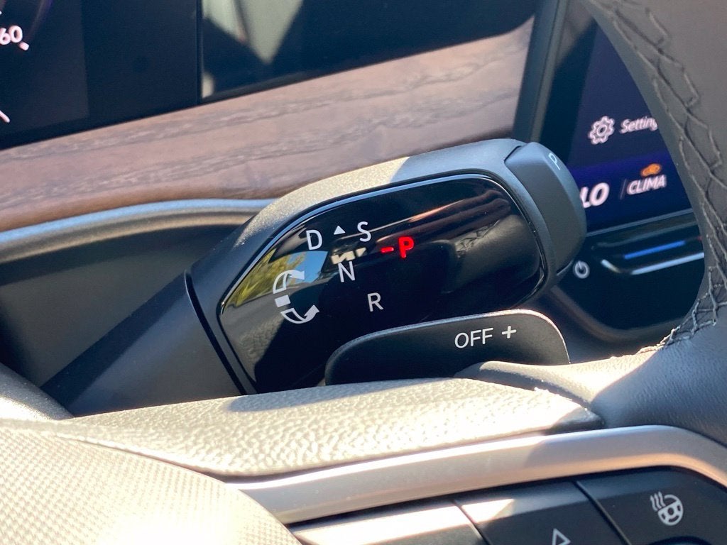 2027 Volkswagen Atlas SEL Premium R-Line