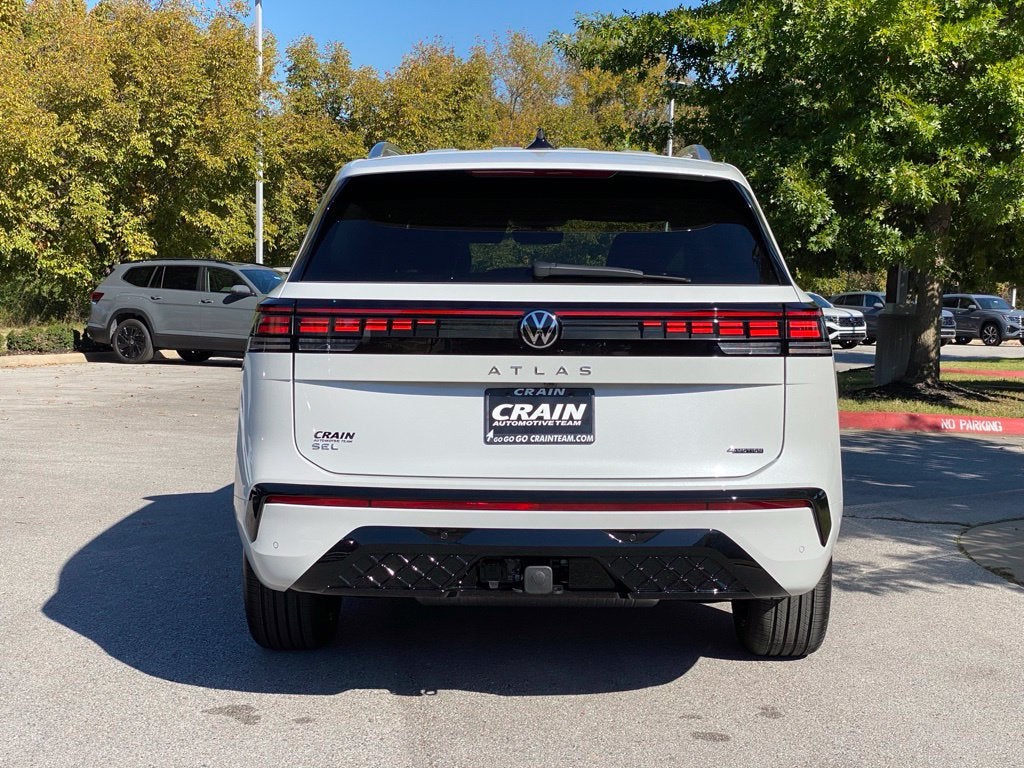 2027 Volkswagen Atlas SEL Premium R-Line
