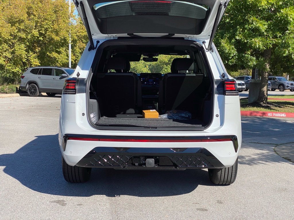 2027 Volkswagen Atlas SEL Premium R-Line