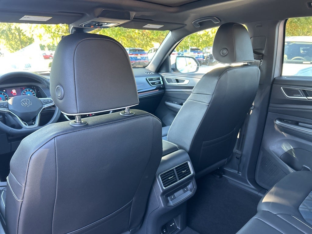 2026 Volkswagen Atlas Cross Sport 2.0T SEL Premium R-Line