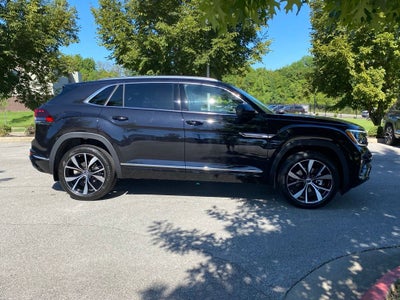 2026 Volkswagen Atlas Cross Sport 2.0T SEL Premium R-Line