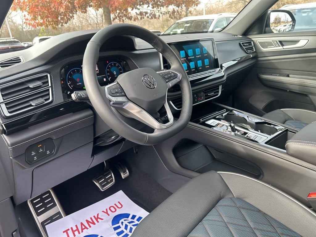 2026 Volkswagen Atlas Cross Sport 2.0T SEL Premium R-Line