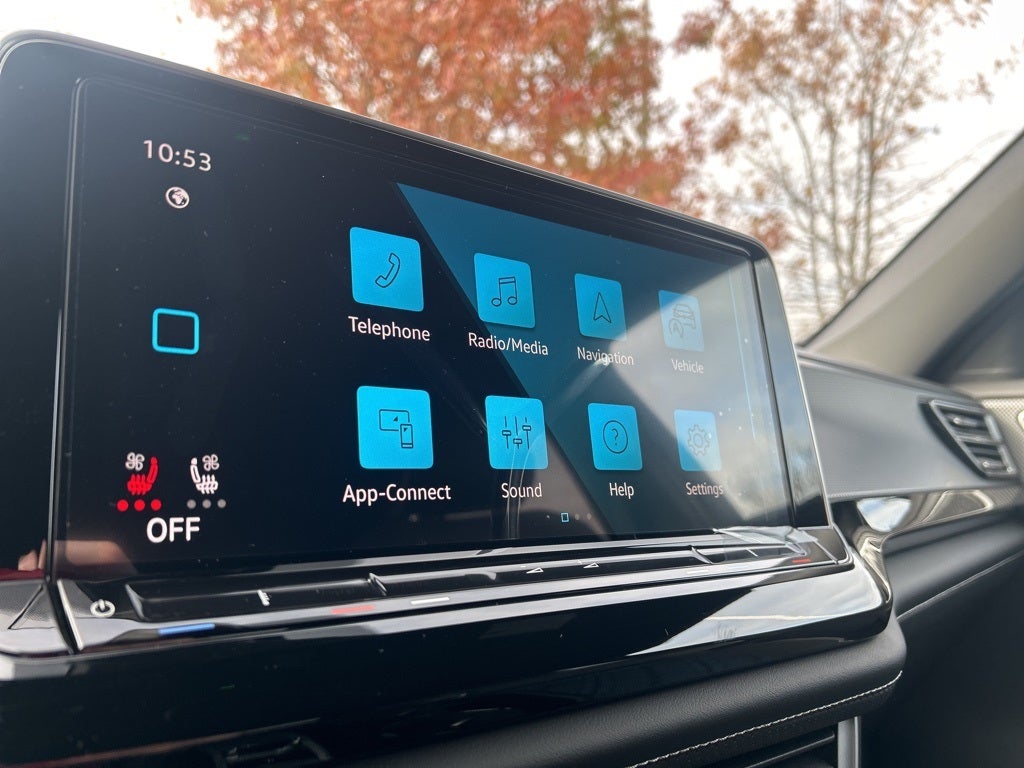 2026 Volkswagen Atlas Cross Sport 2.0T SEL Premium R-Line