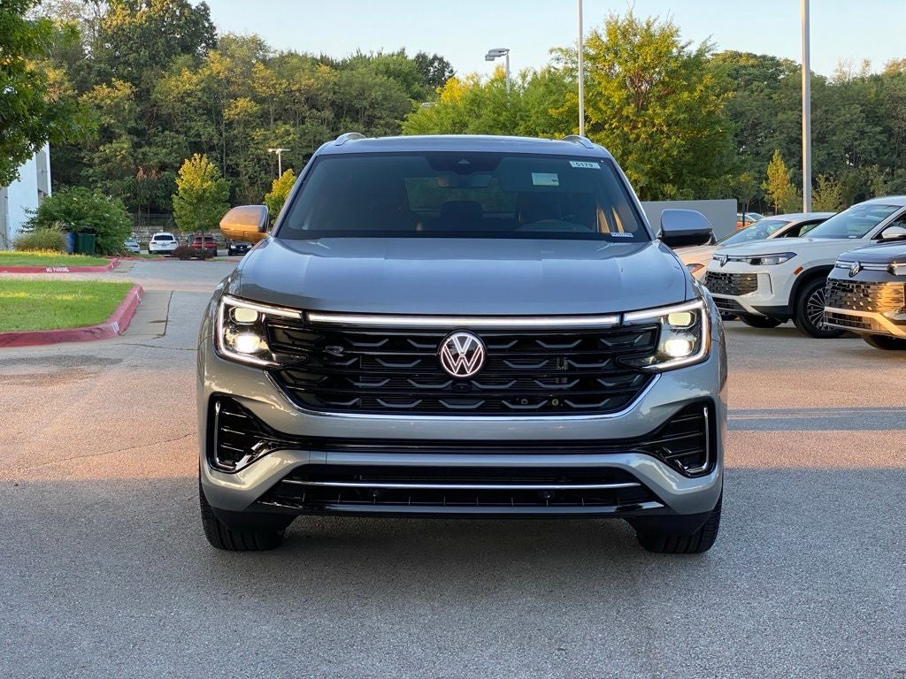 2026 Volkswagen Atlas Cross Sport SEL Premium R-Line