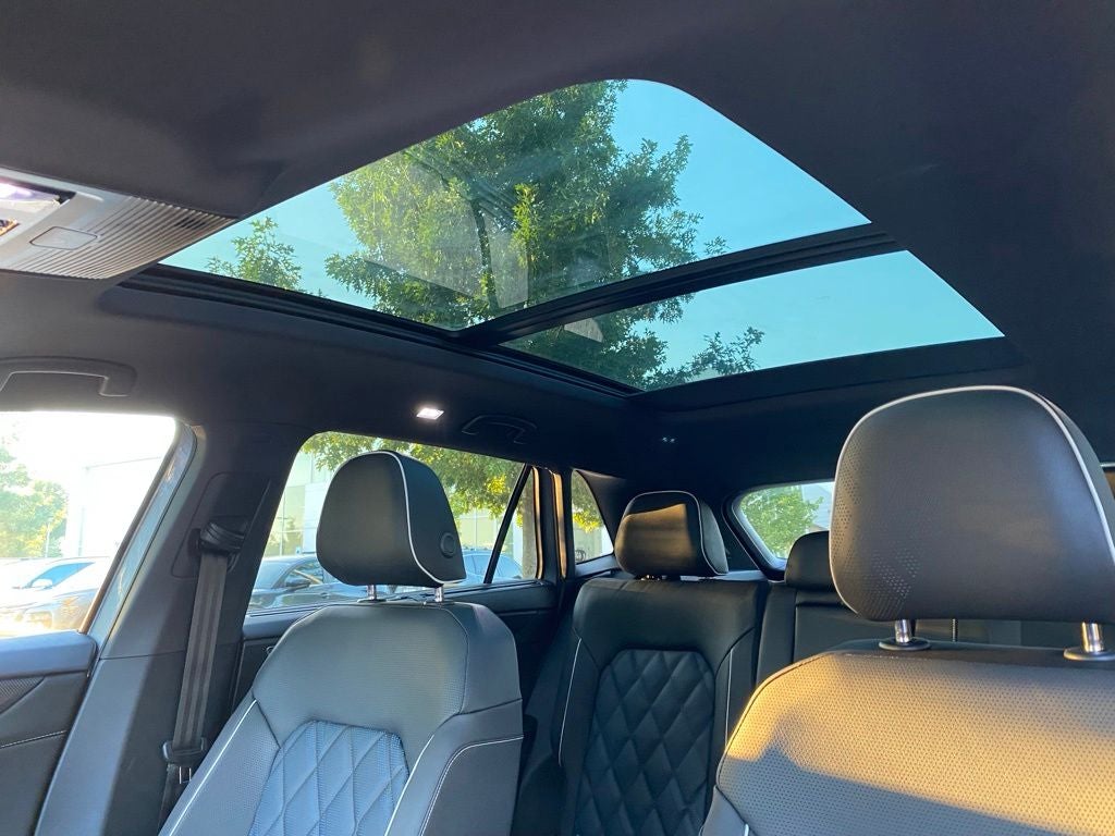 2026 Volkswagen Atlas Cross Sport SEL Premium R-Line