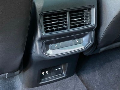 2026 Volkswagen Atlas Cross Sport SEL Premium R-Line