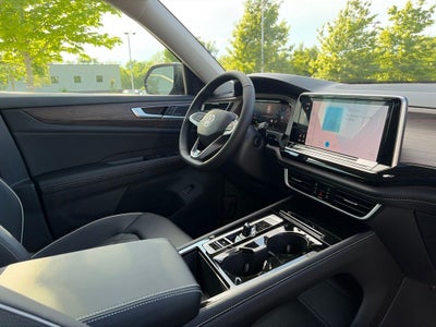 2026 Volkswagen Atlas 2.0T SEL Premium R-Line