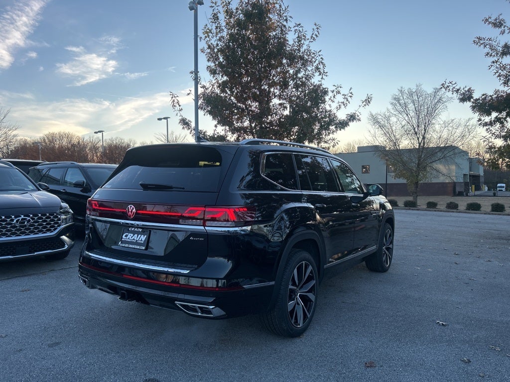 2026 Volkswagen Atlas 2.0T SEL Premium R-Line