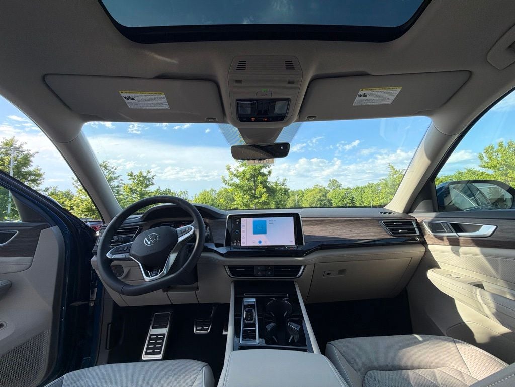 2026 Volkswagen Atlas 2.0T SEL Premium R-Line