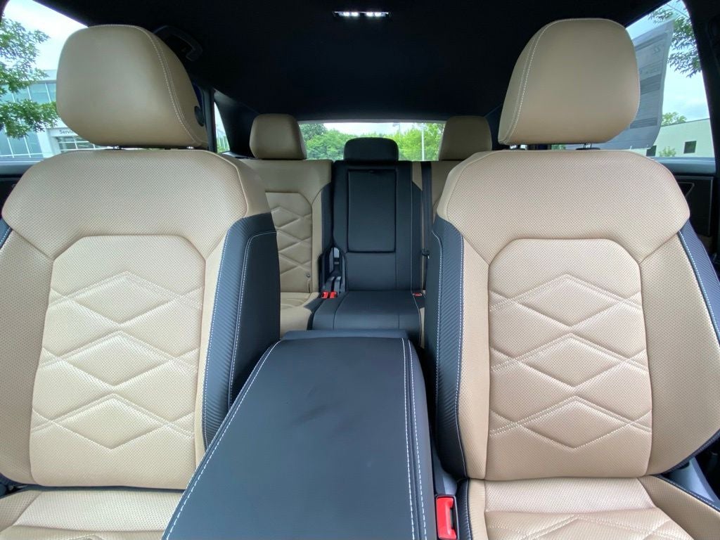 2026 Volkswagen Atlas Cross Sport 2.0T SE w/Technology
