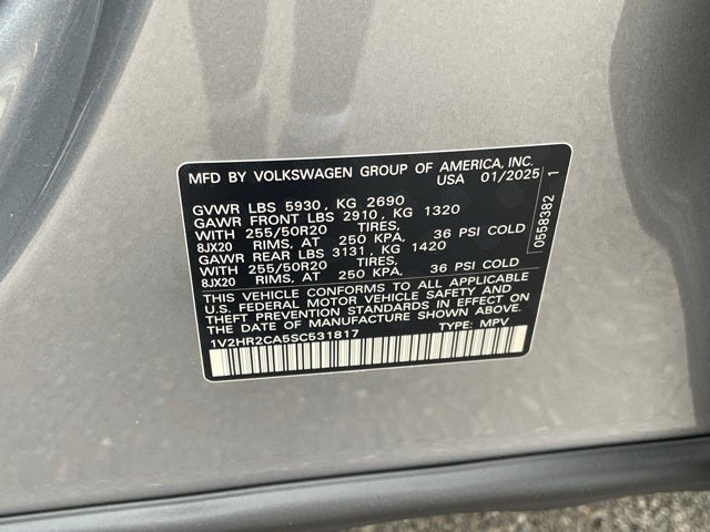 2025 Volkswagen Atlas 2.0T SE w/Technology