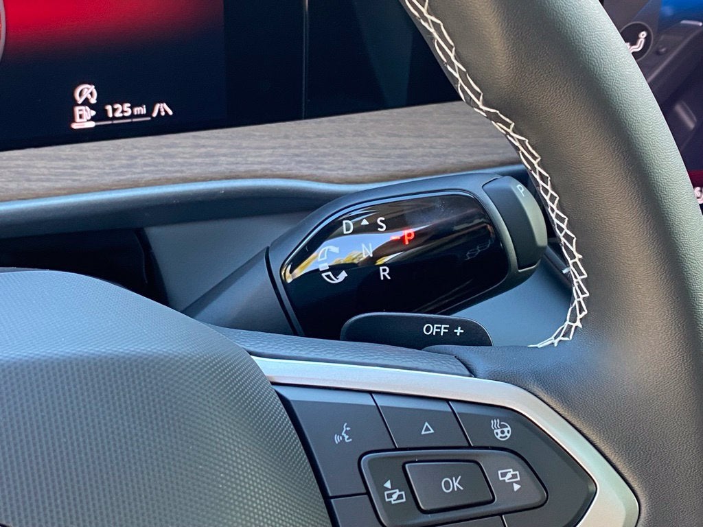 2027 Volkswagen Atlas SE w/Technology