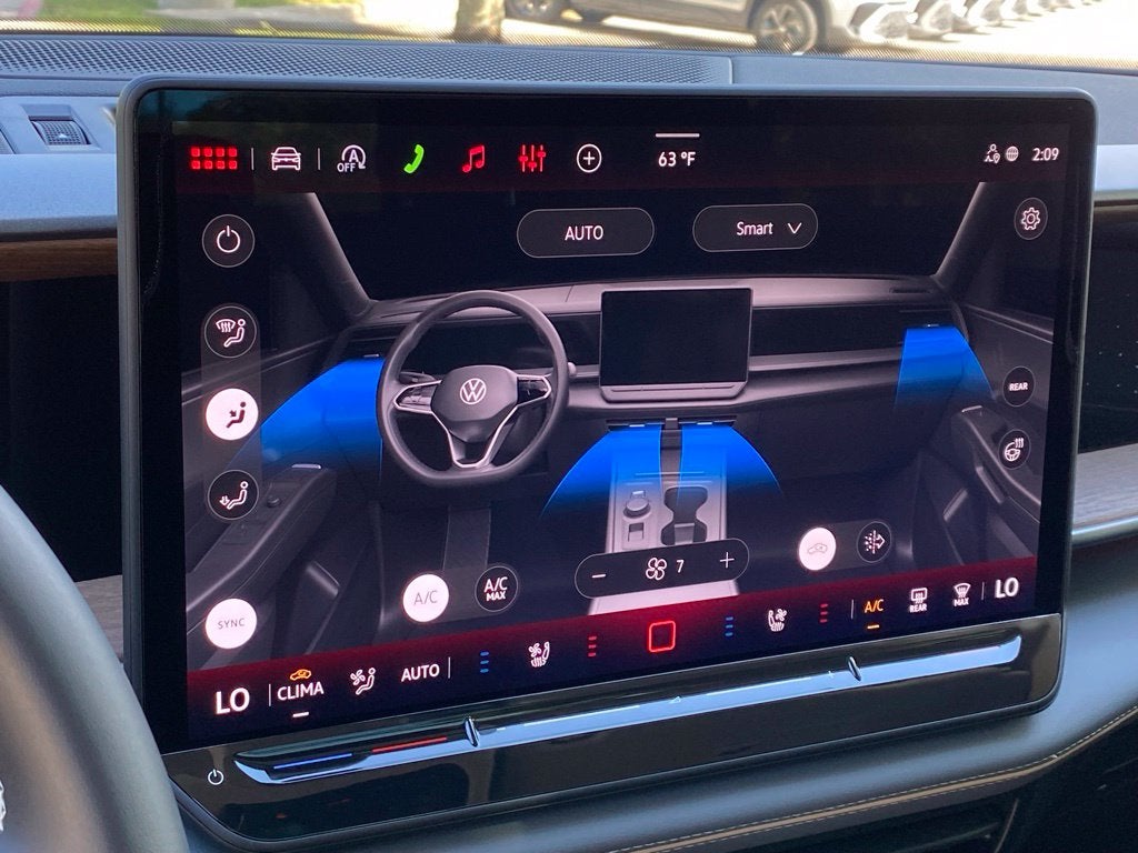 2027 Volkswagen Atlas SE w/Technology