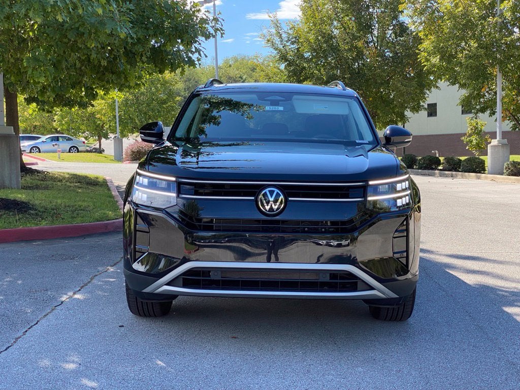 2027 Volkswagen Atlas SE w/Technology