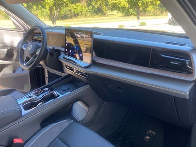 2027 Volkswagen Atlas SE w/Technology