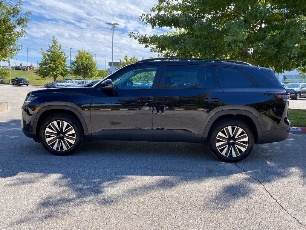 2027 Volkswagen Atlas SE w/Technology