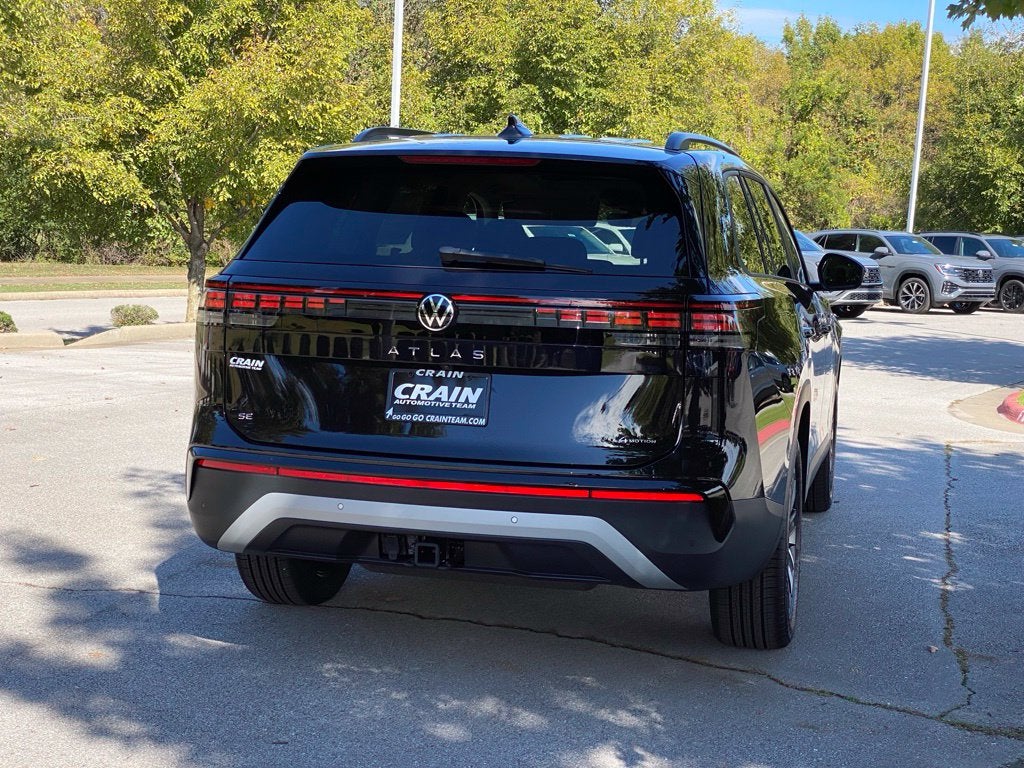2027 Volkswagen Atlas SE w/Technology