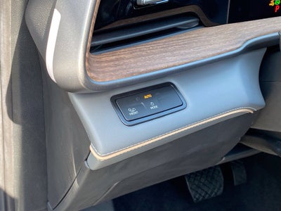 2027 Volkswagen Atlas SE w/Technology