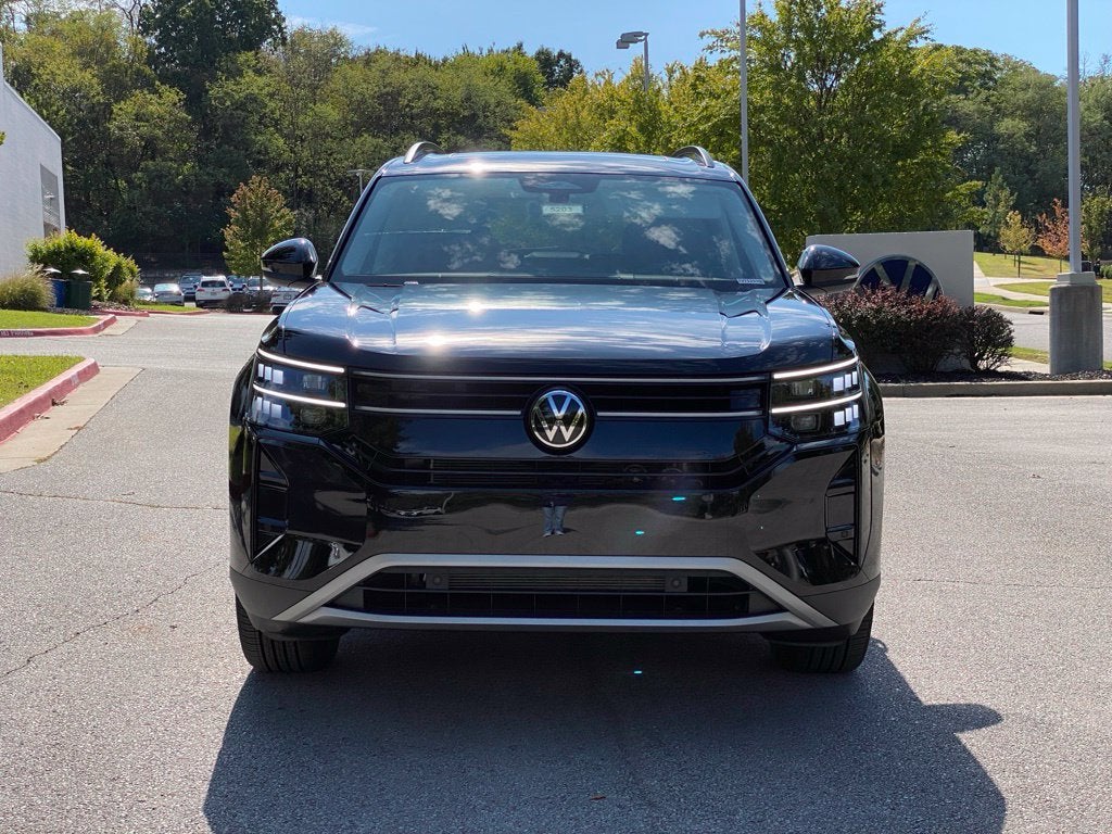 2027 Volkswagen Atlas SE w/Technology