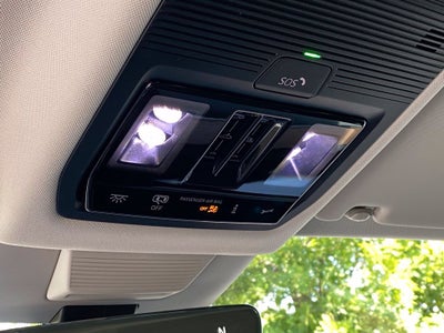 2027 Volkswagen Atlas SE w/Technology
