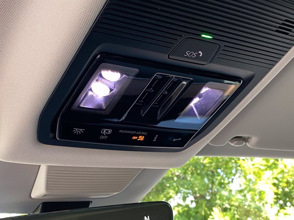 2027 Volkswagen Atlas SE w/Technology