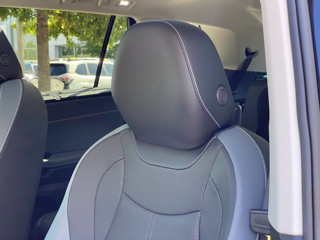 2027 Volkswagen Atlas SE w/Technology