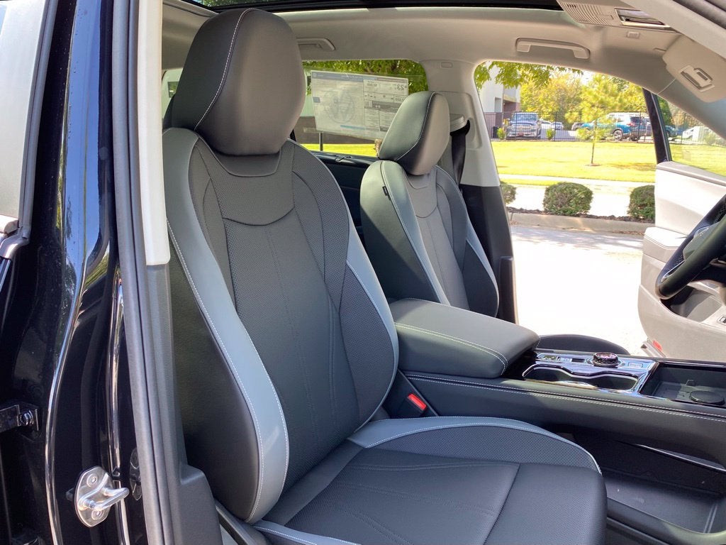 2027 Volkswagen Atlas SE w/Technology