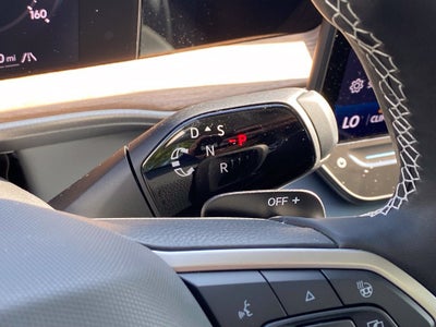 2027 Volkswagen Atlas SE w/Technology