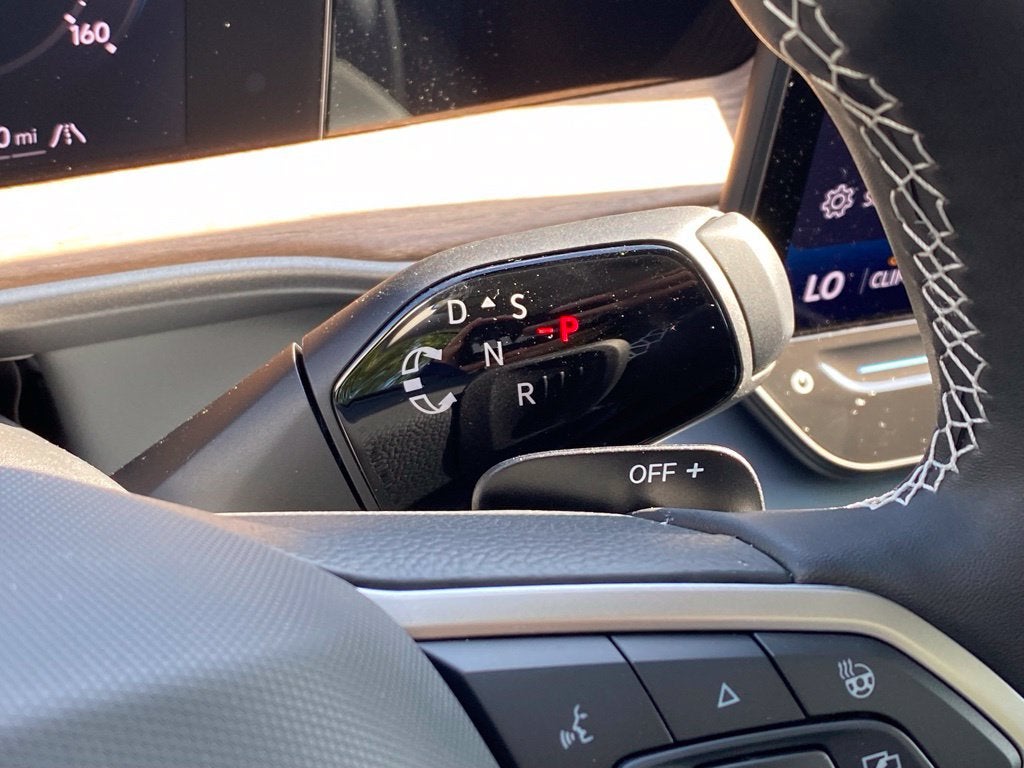 2027 Volkswagen Atlas SE w/Technology