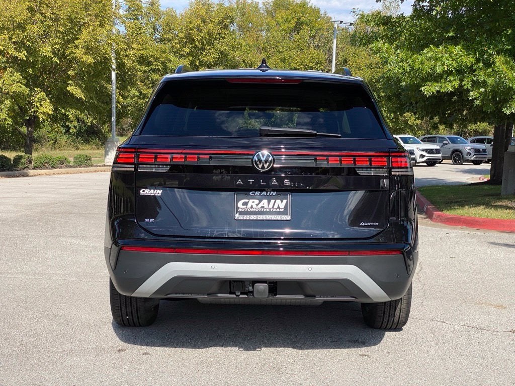 2027 Volkswagen Atlas SE w/Technology