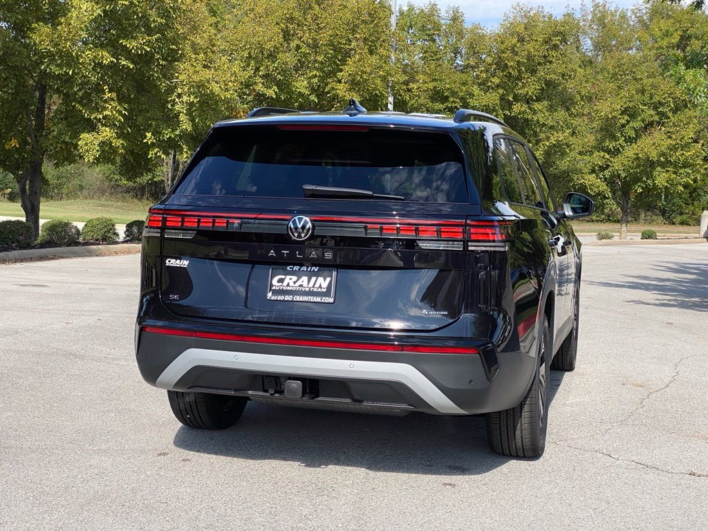 2027 Volkswagen Atlas SE w/Technology