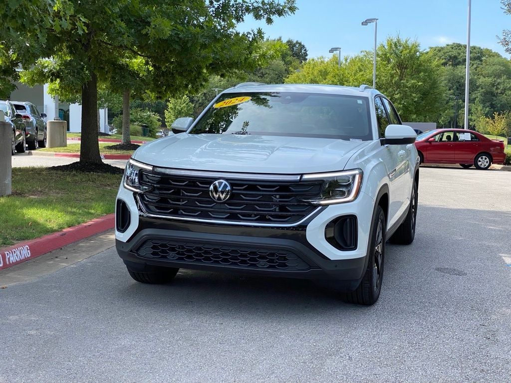 2024 Volkswagen Atlas Cross Sport 2.0T SE w/Technology