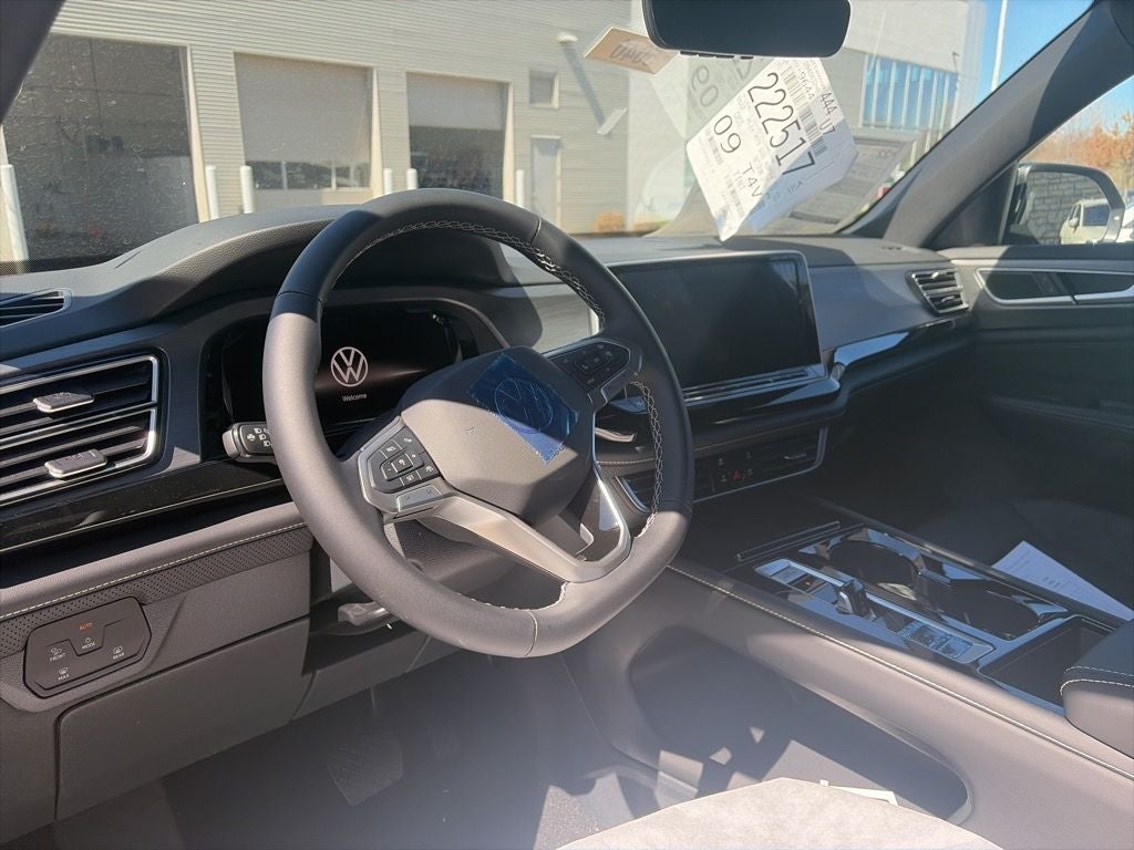 2026 Volkswagen Atlas Cross Sport 2.0T SE w/Technology