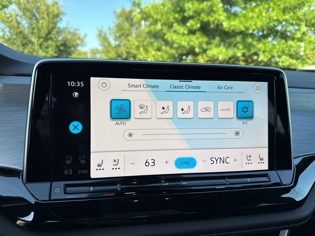 2026 Volkswagen Atlas Cross Sport 2.0T SE