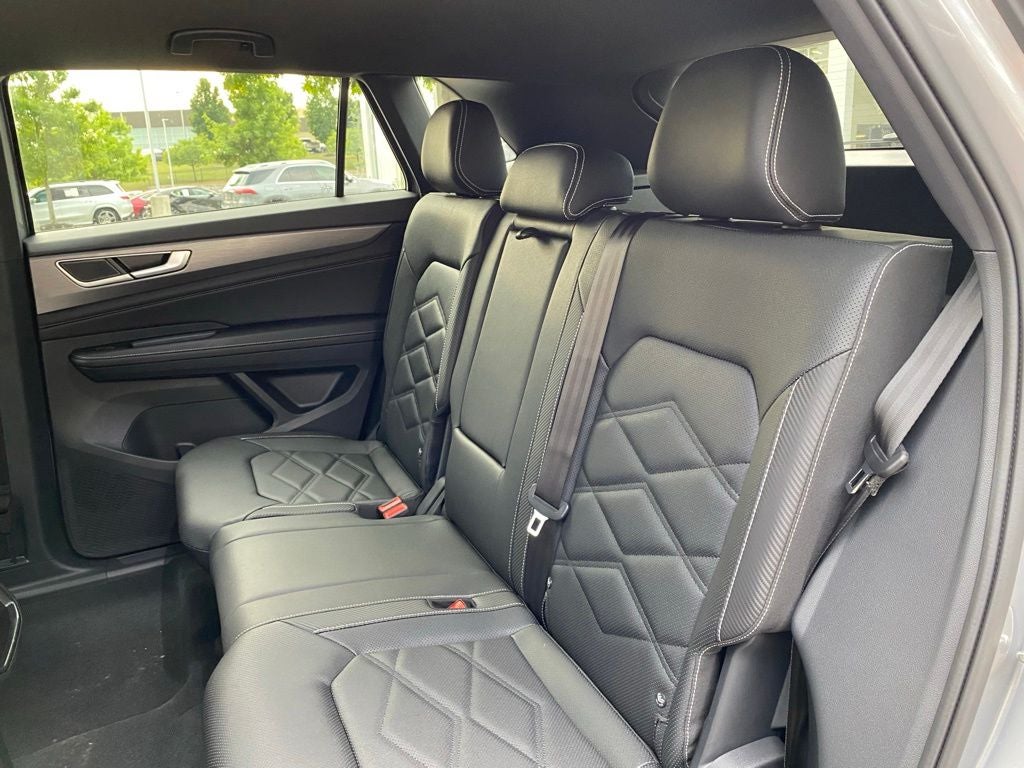 2026 Volkswagen Atlas Cross Sport 2.0T SE