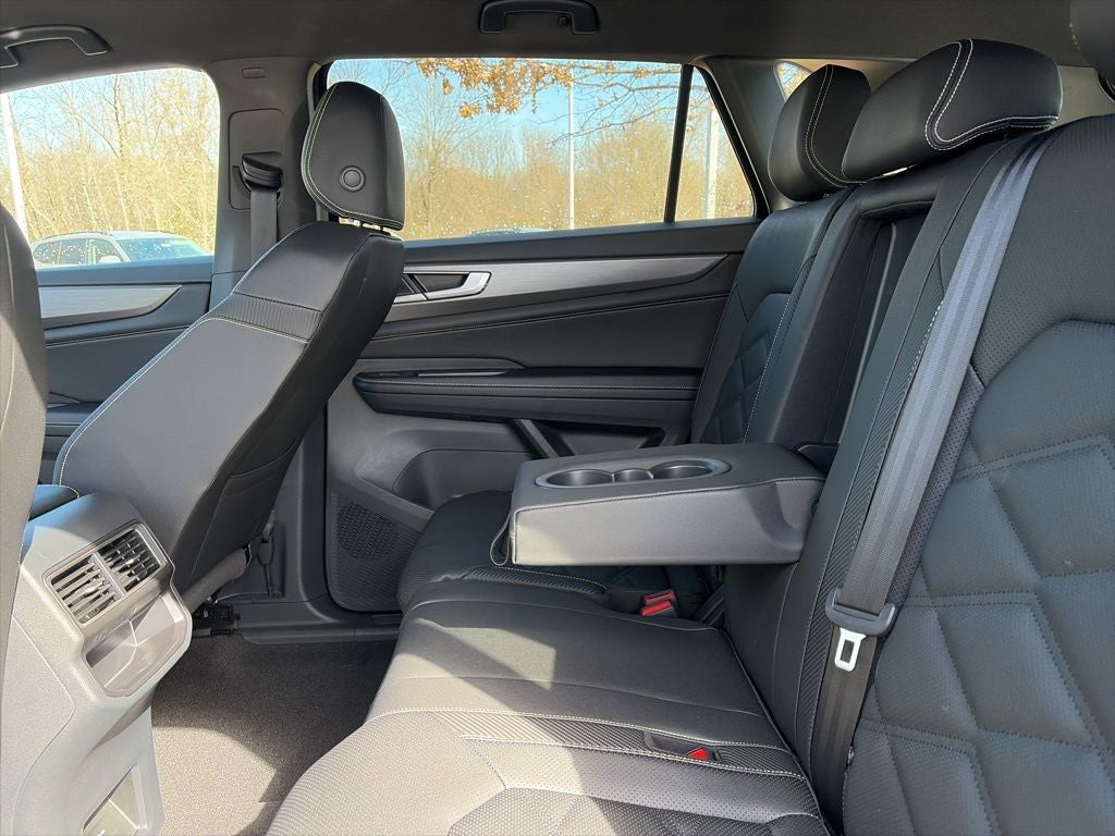 2026 Volkswagen Atlas Cross Sport 2.0T SE