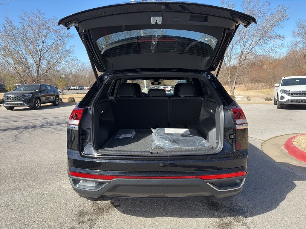 2026 Volkswagen Atlas Cross Sport 2.0T SE