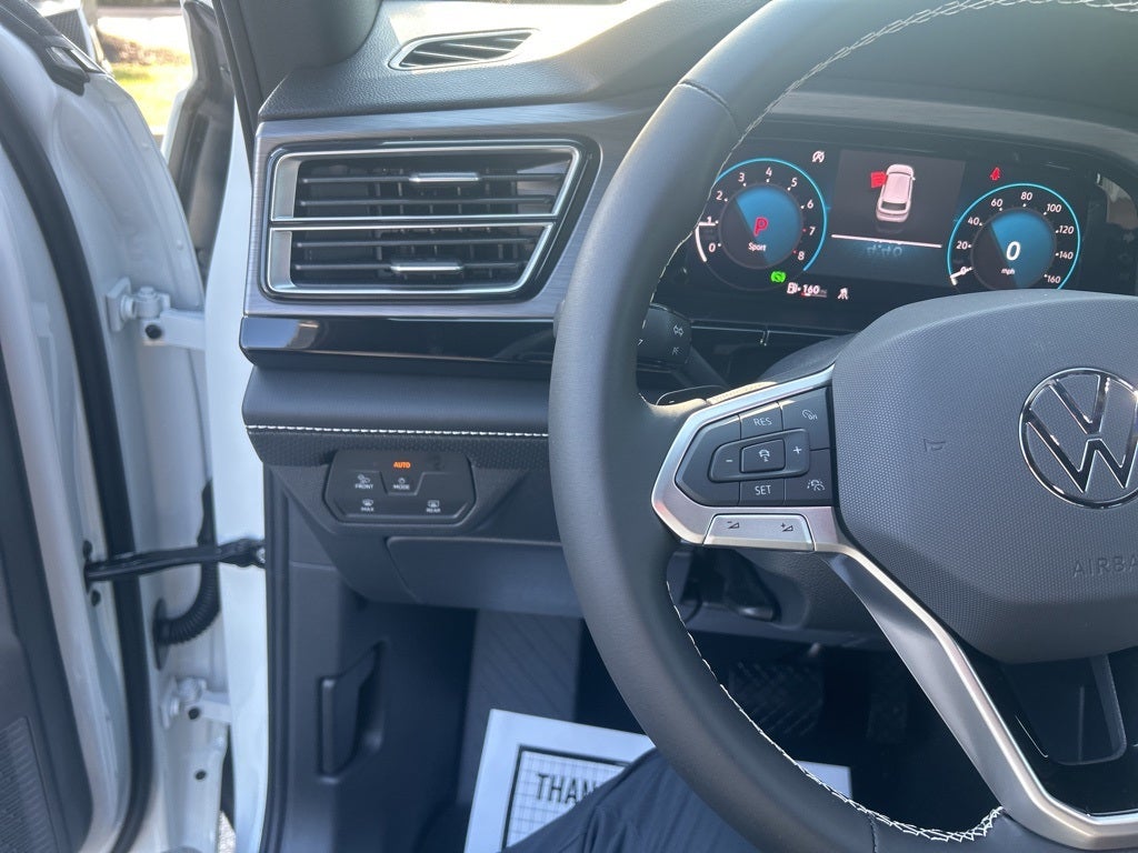 2026 Volkswagen Atlas Cross Sport 2.0T SE