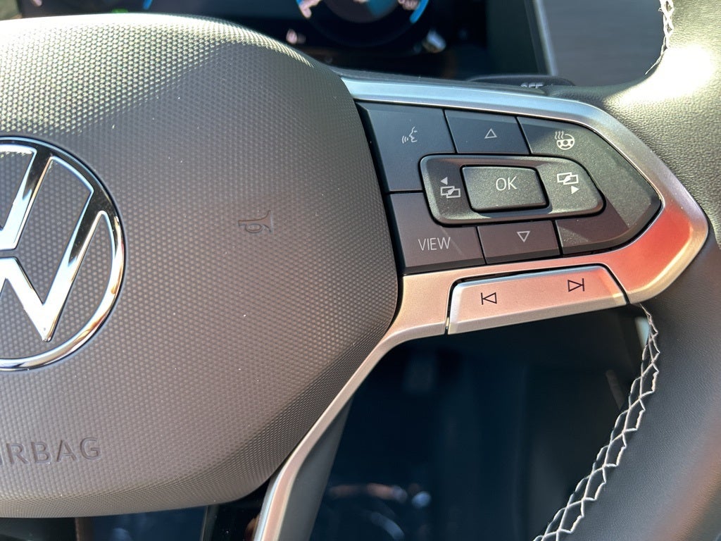 2026 Volkswagen Atlas Cross Sport 2.0T SE