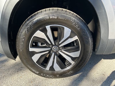 2026 Volkswagen Atlas Cross Sport 2.0T SE