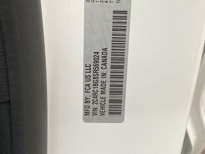 2025 Chrysler Pacifica Select