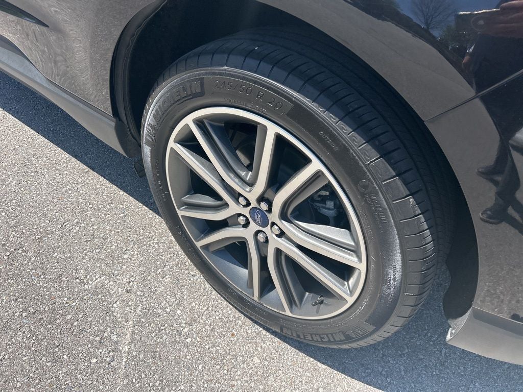 2021 Ford Edge Titanium