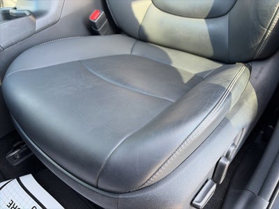 2021 Toyota RAV4 XLE Premium 1-OWNER