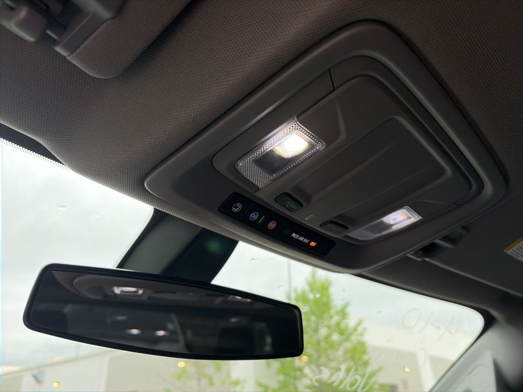 2021 Chevrolet Silverado 1500 LT 5.3L V8 CLEAN CARFAX!