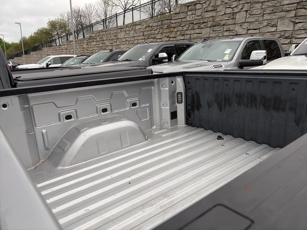 2021 Chevrolet Silverado 1500 LT 5.3L V8 CLEAN CARFAX!