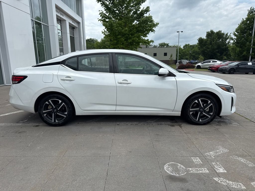 2024 Nissan Sentra SV APPLE CAR PLAY!! CLENA 1 OWNER CARFAX